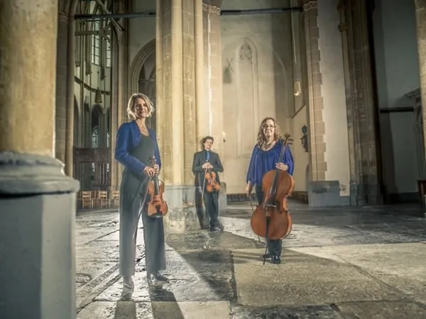 6d6639b43556829aa2f5f6a0610f1b767e28231c