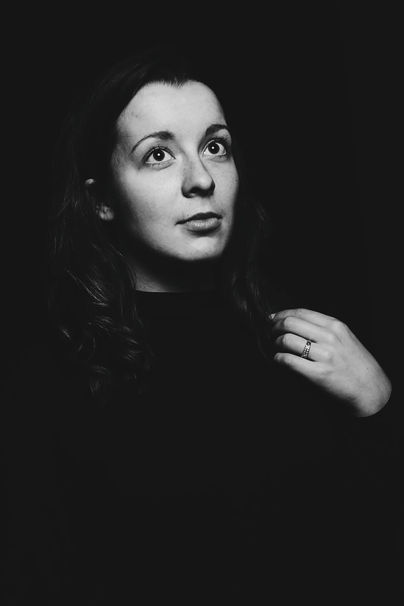 black and white photo 1903870