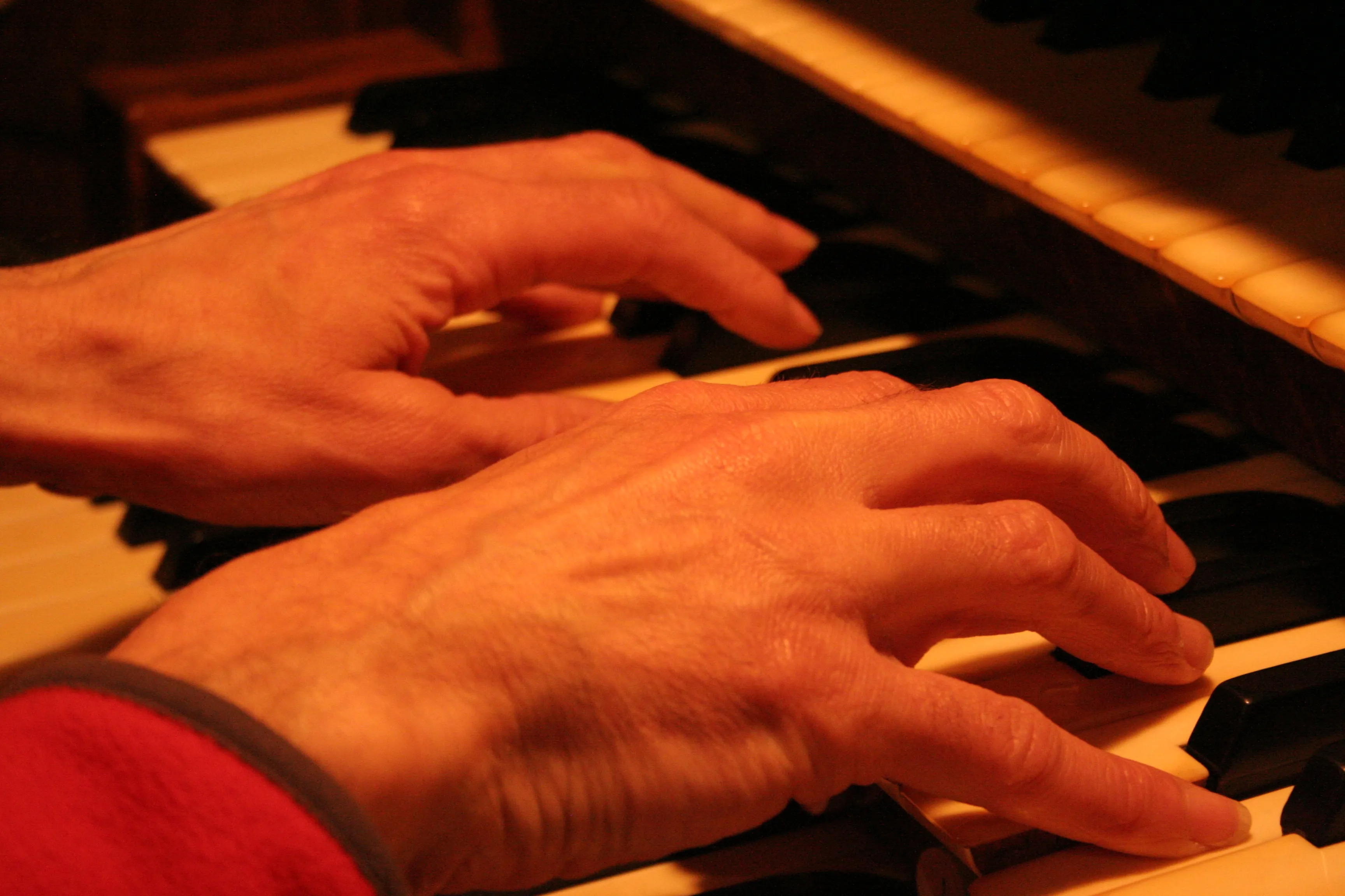 church organ 393922