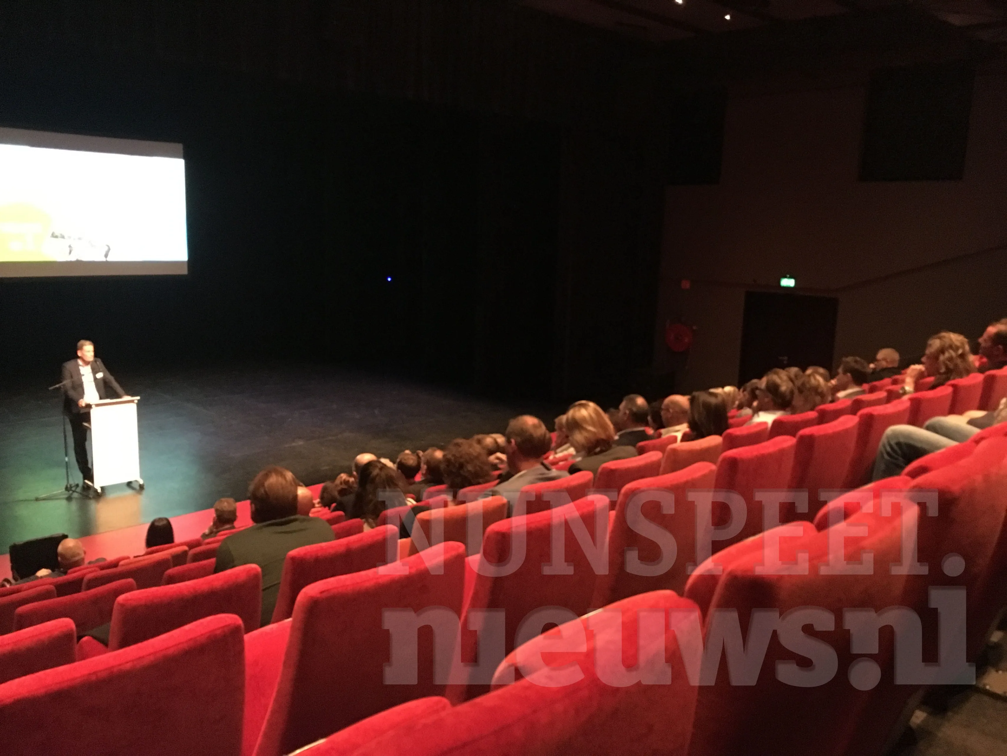 nunspeet uit de kunst presentatie oktober 2017 w nnn