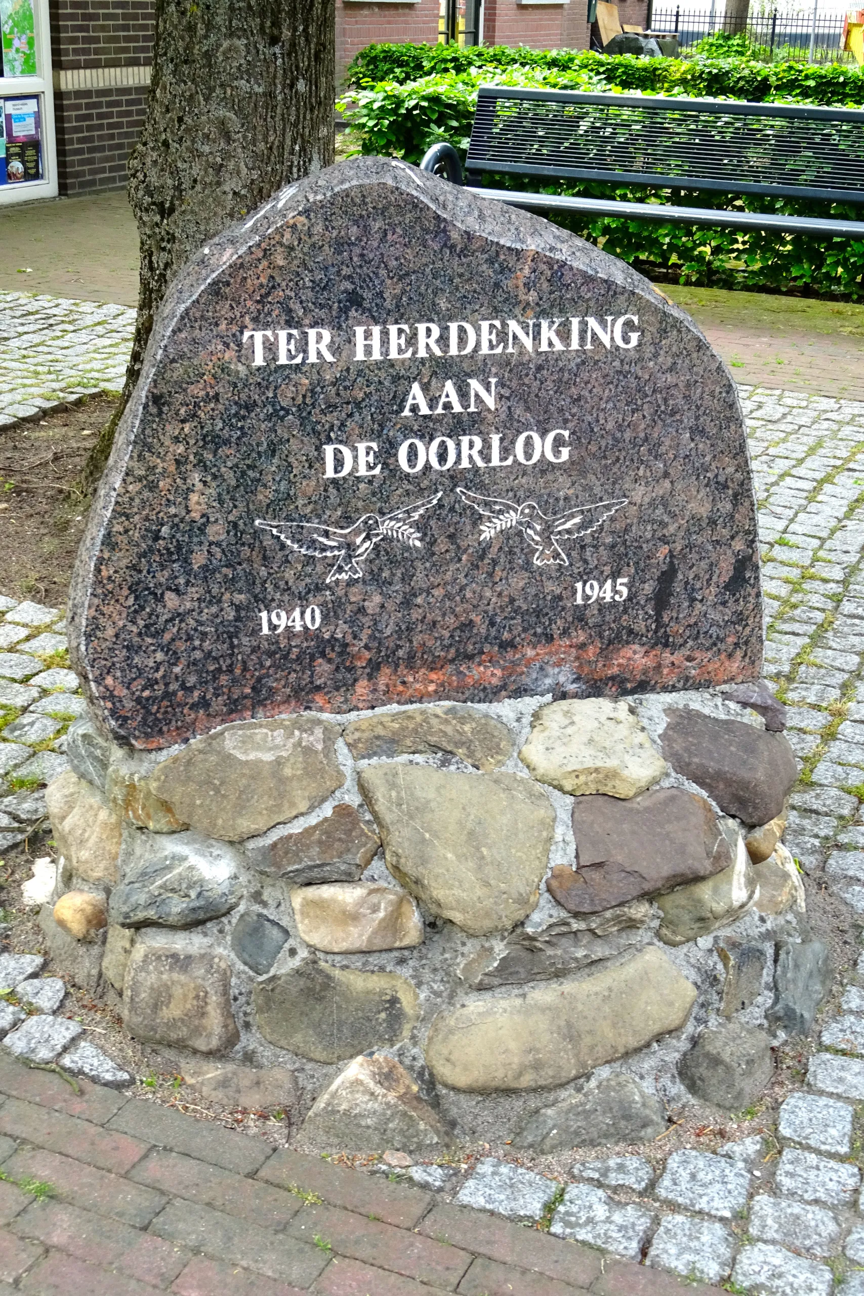 oorlogsmonumetn elspeet wikimedia gouwenaar