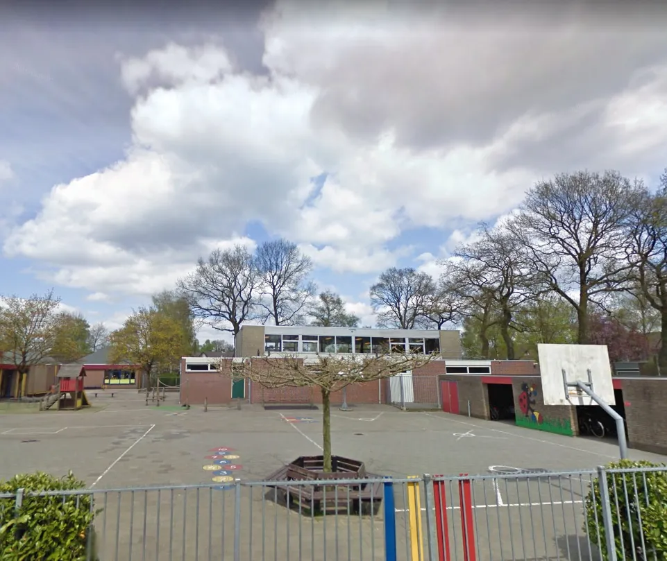 sportzaal elspeet vierhouterweg google street view