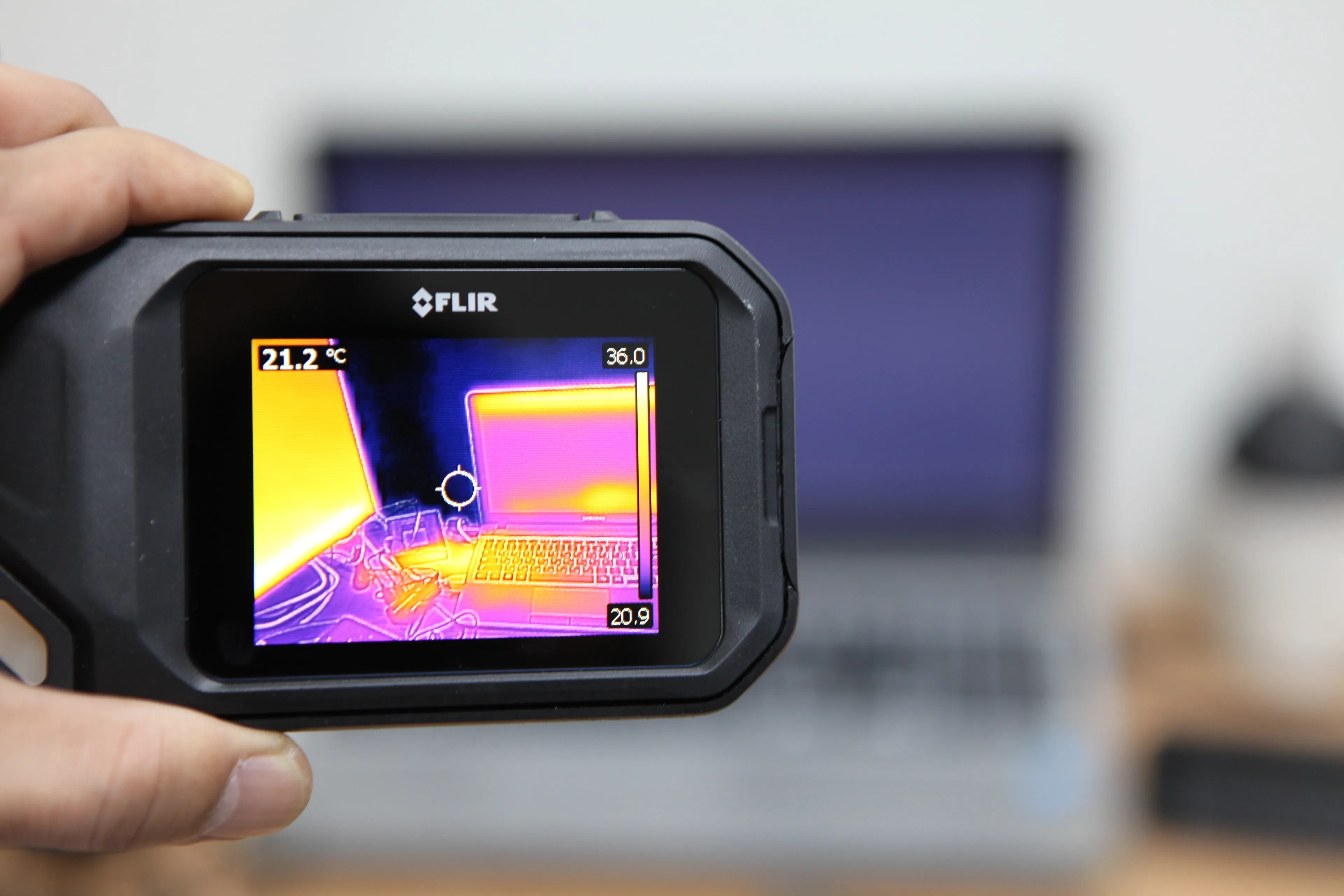 the thermal imaging camera 3756103