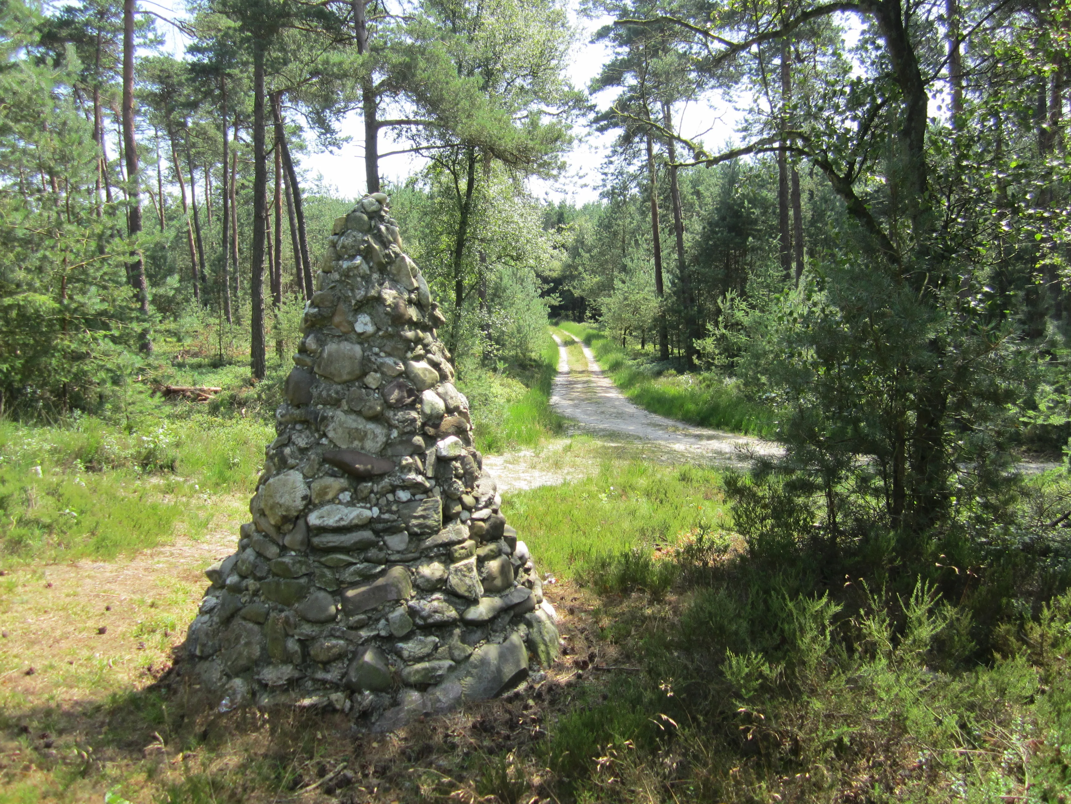 waterwerk van beuningen pyramide flickr cc0 wikimedia