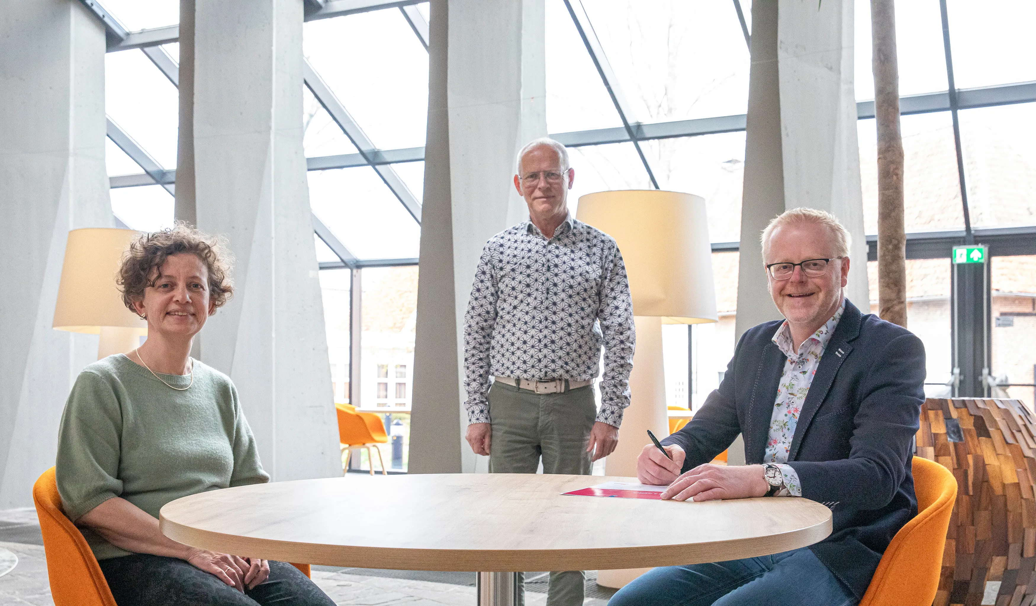 210422 oldenzaal sluit zich aan bij een tegen eenzaamheid