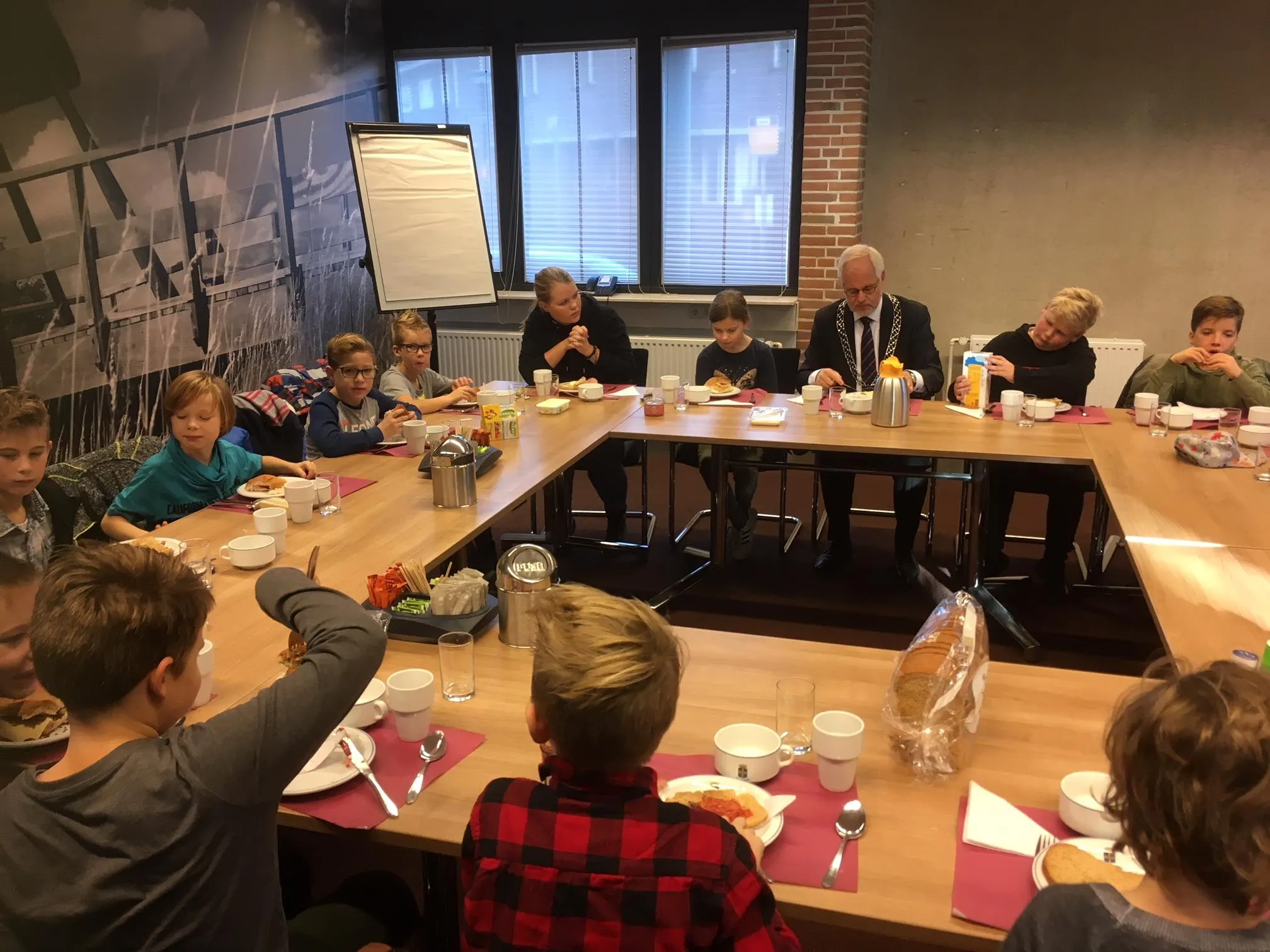 45545835 1940772972672551 6863583156071563264 o