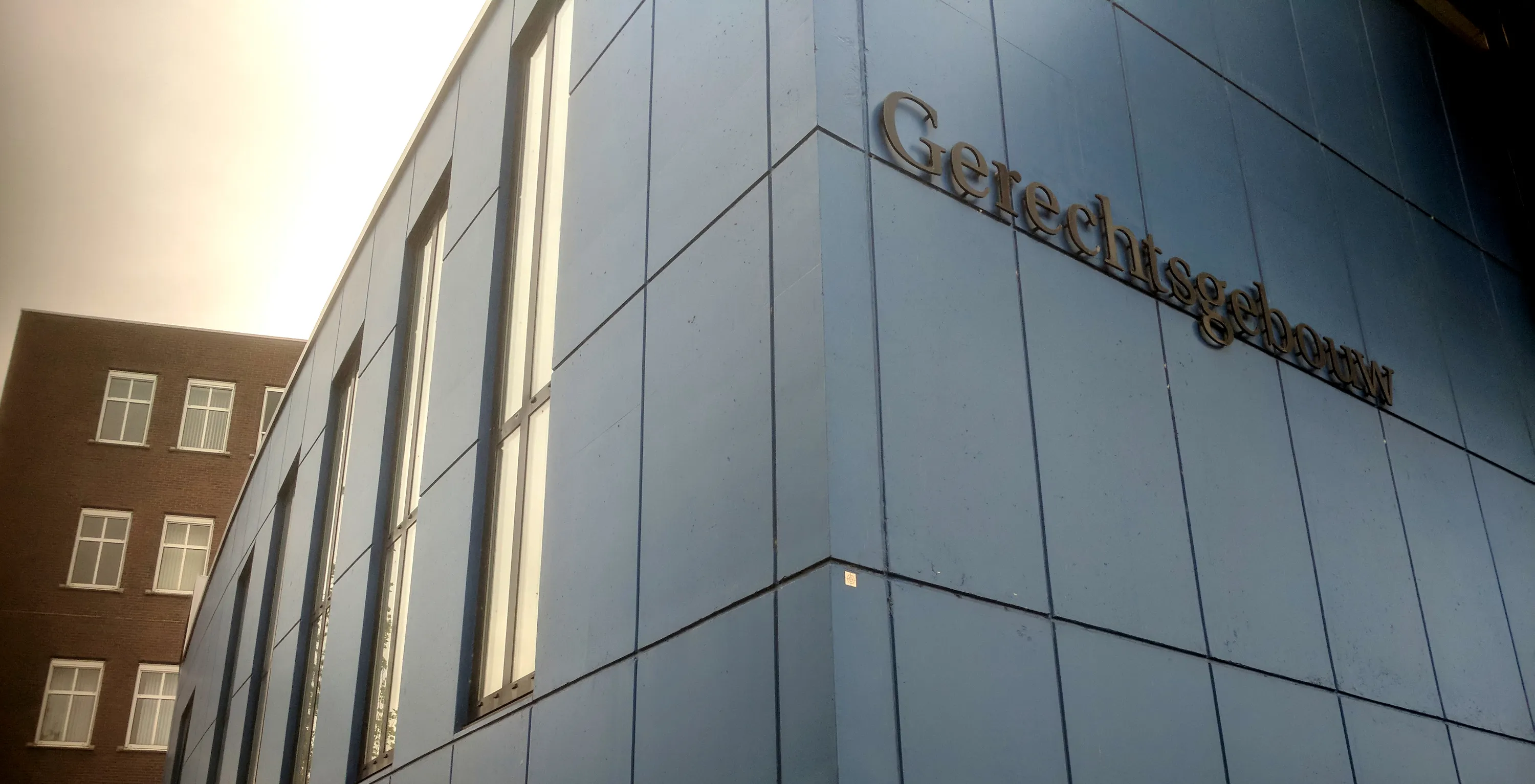 gerechtsgebouw voorkant