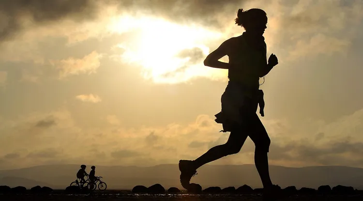 sporten fietsen hardlopen