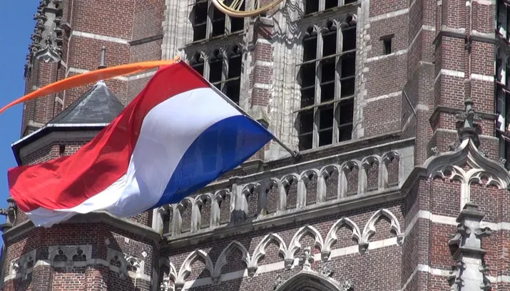 vlag op toren