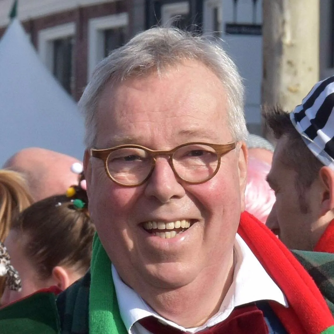 5c3ba126 eea1 4c08 8d70 f8788cffddb6