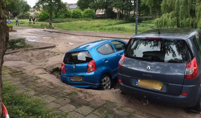 buyp6ujnvzh05hluxf7w21pzj sinkhole2