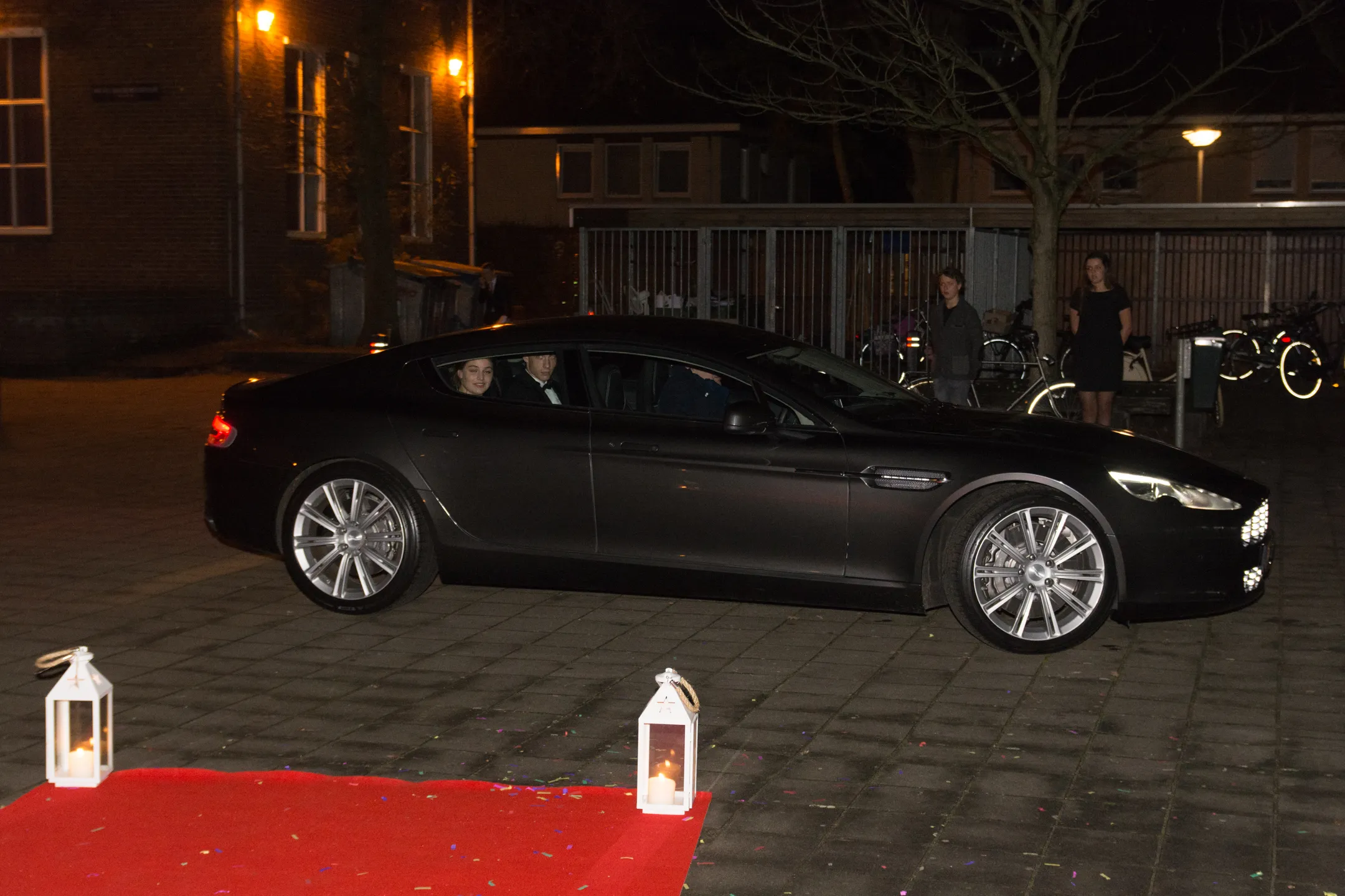 gala oelbert aankomst 90