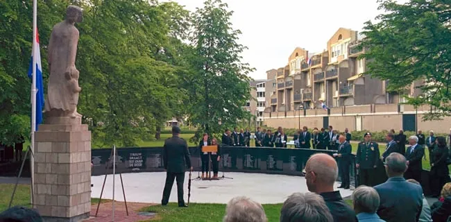 gp51gkbqxsy3i7kswu54zdu8v dodenherdenking 2014