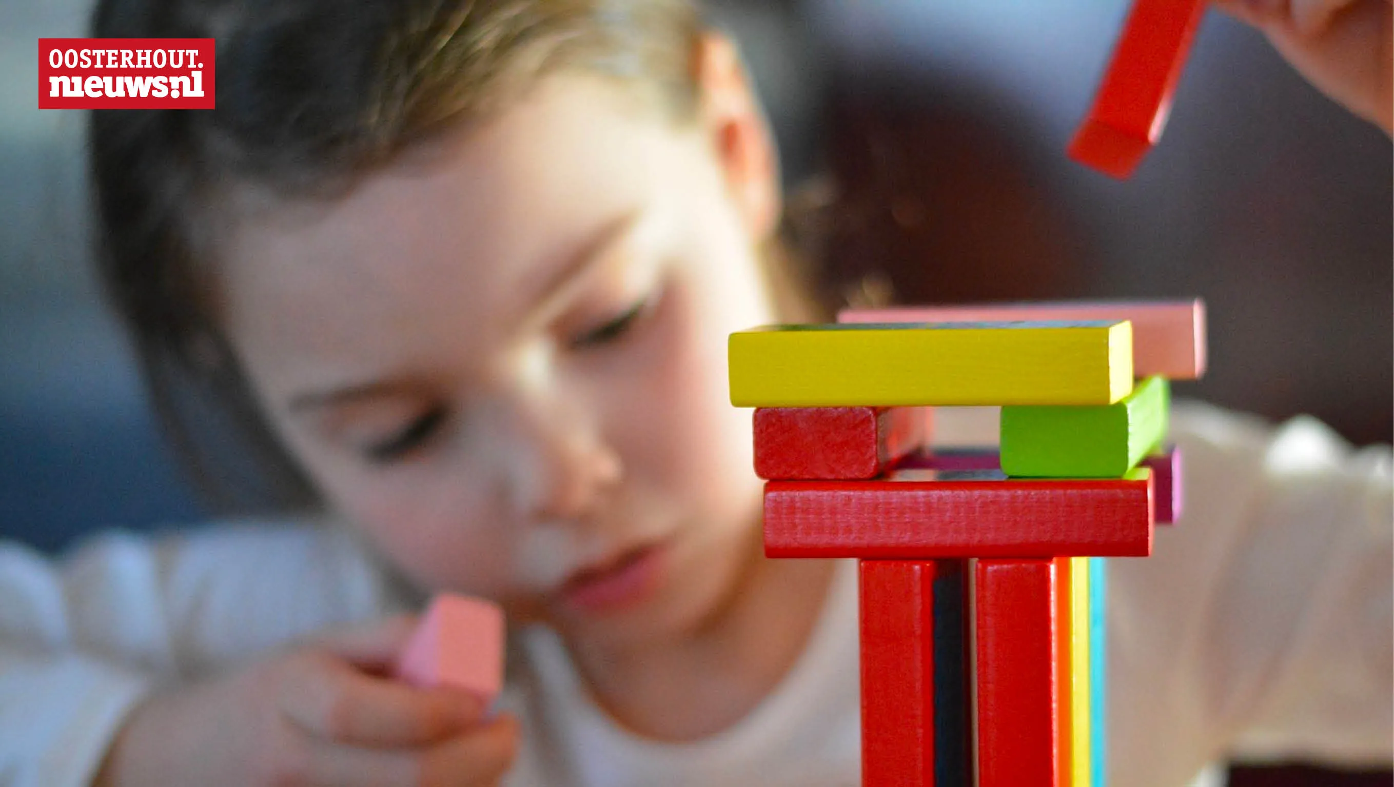 kinderopvang kind spelen blokken