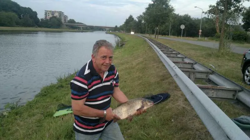 lp1ij78p1a93itg8g2k8udk1s martin met een mooie winde 1