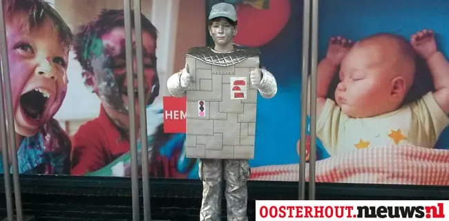 n0c237avck1dfto8eqhvyupuw kom living statues henny brandt