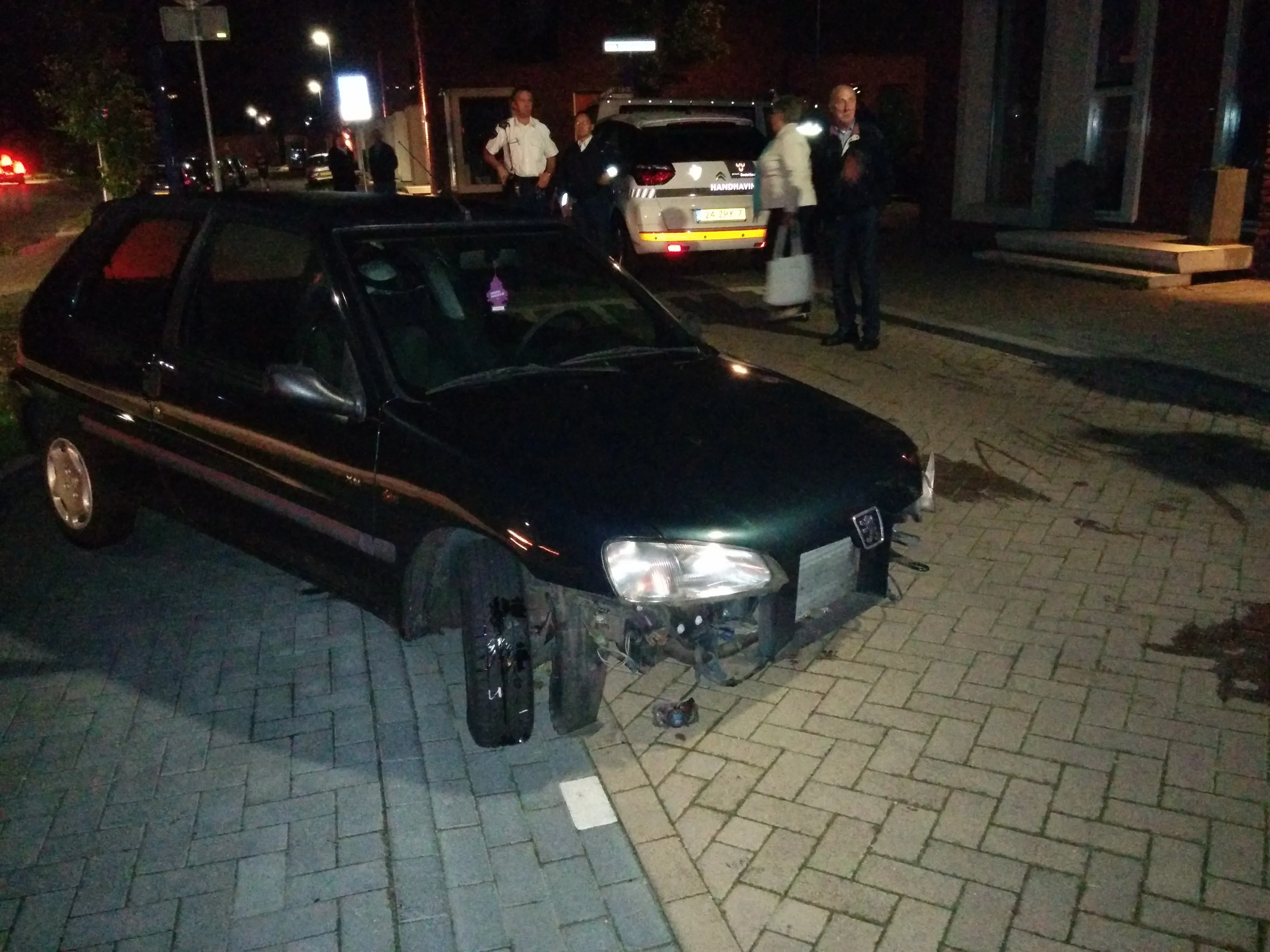 n9527sg5iy4egqh254pezxpqb img20140820223622