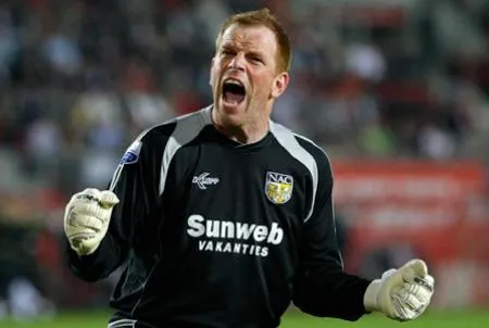 pphjidlotc5as033p69mswtqb ten rouwelaar foto knvb