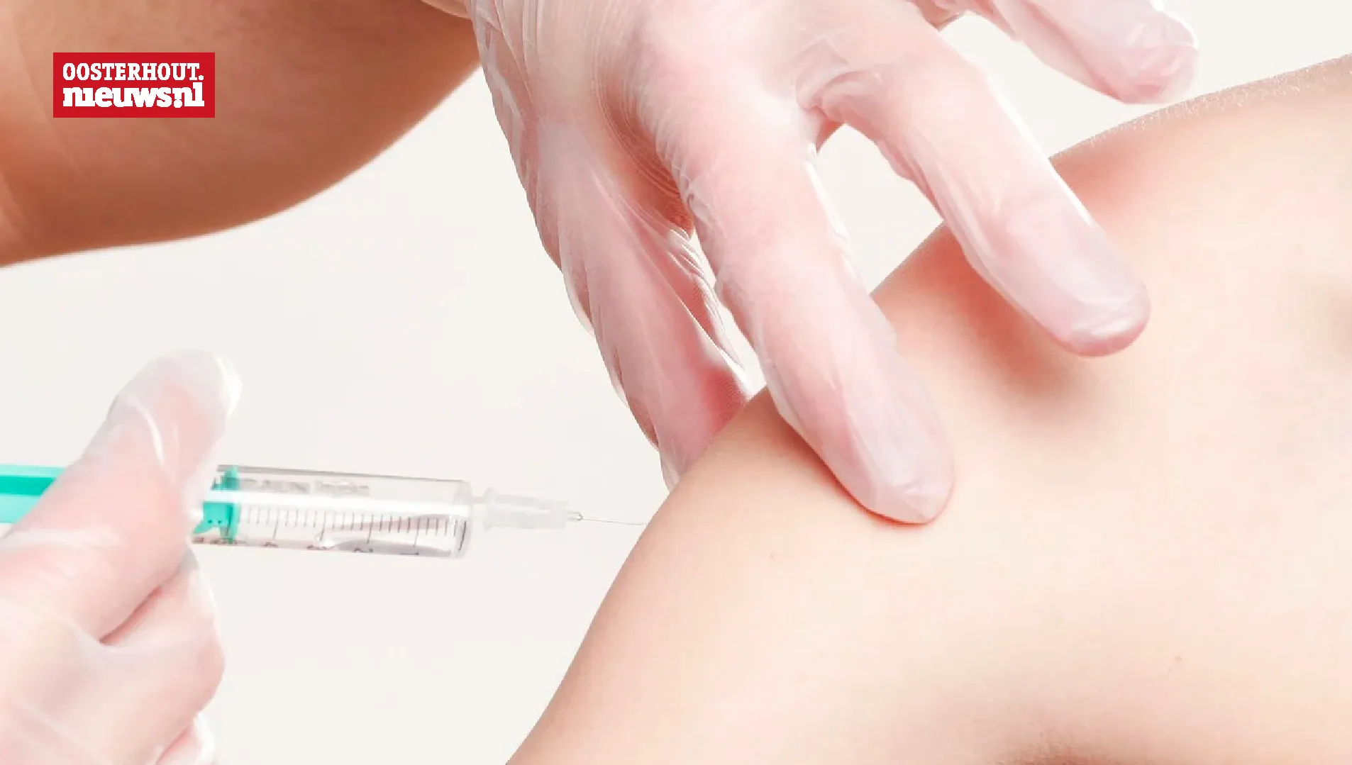 vaccinatie spuit prik