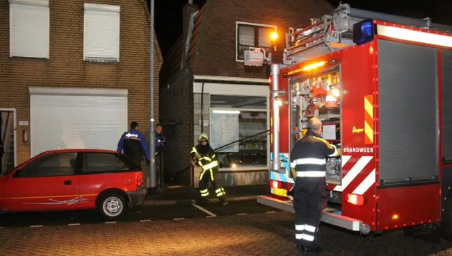 y1tqokhqev3aishmq8ynncbey brand1