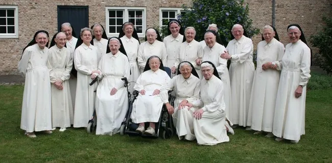 zcpm0qz5faux4yz0ossu7fwy4 nonnen cathatrinadal