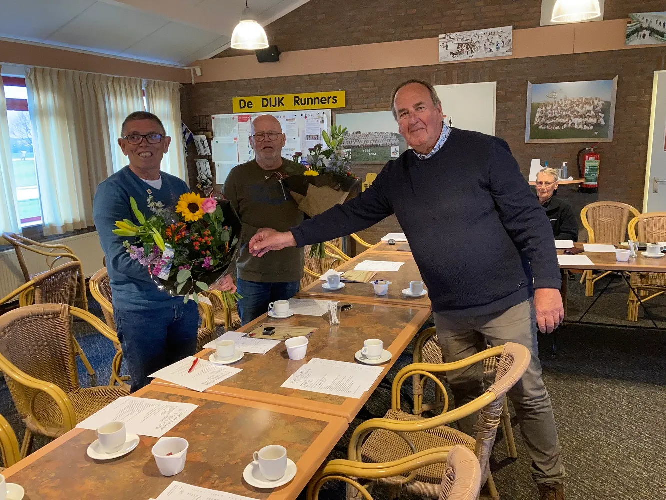 foto uitreiking lid van verdienste knsb 07042022