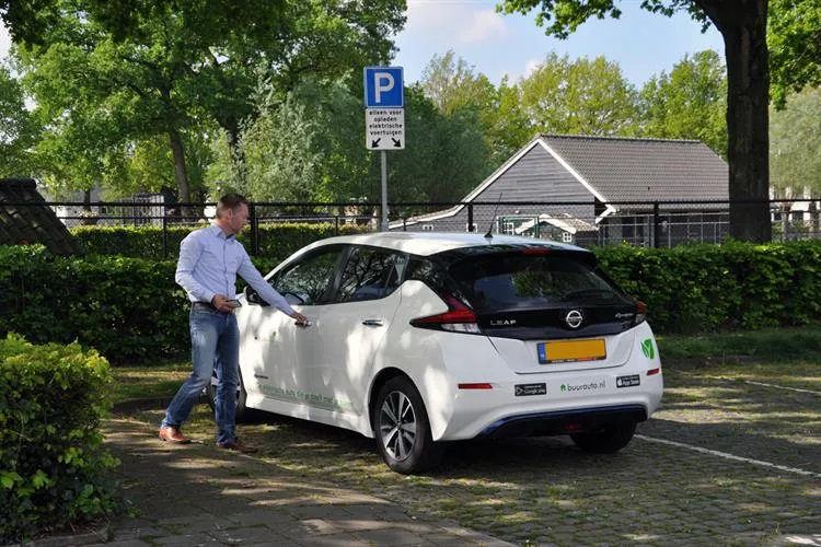 img social autovandestraat