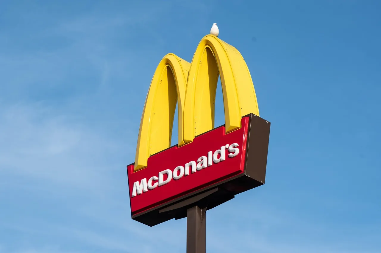 mc donalds kelvin stuttard pixabay