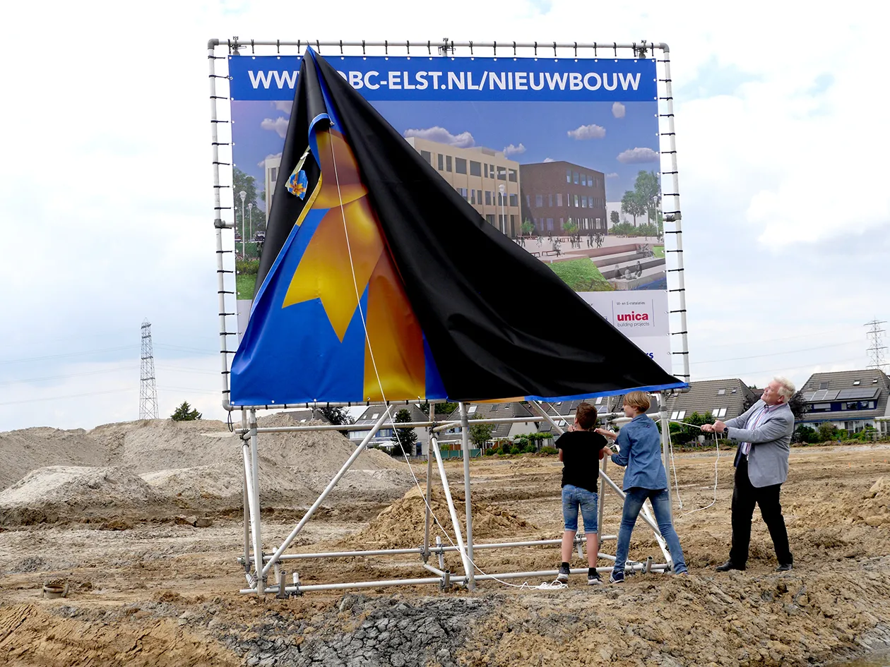 onthulling bouwbord obcelst niewbouw 2020 lr