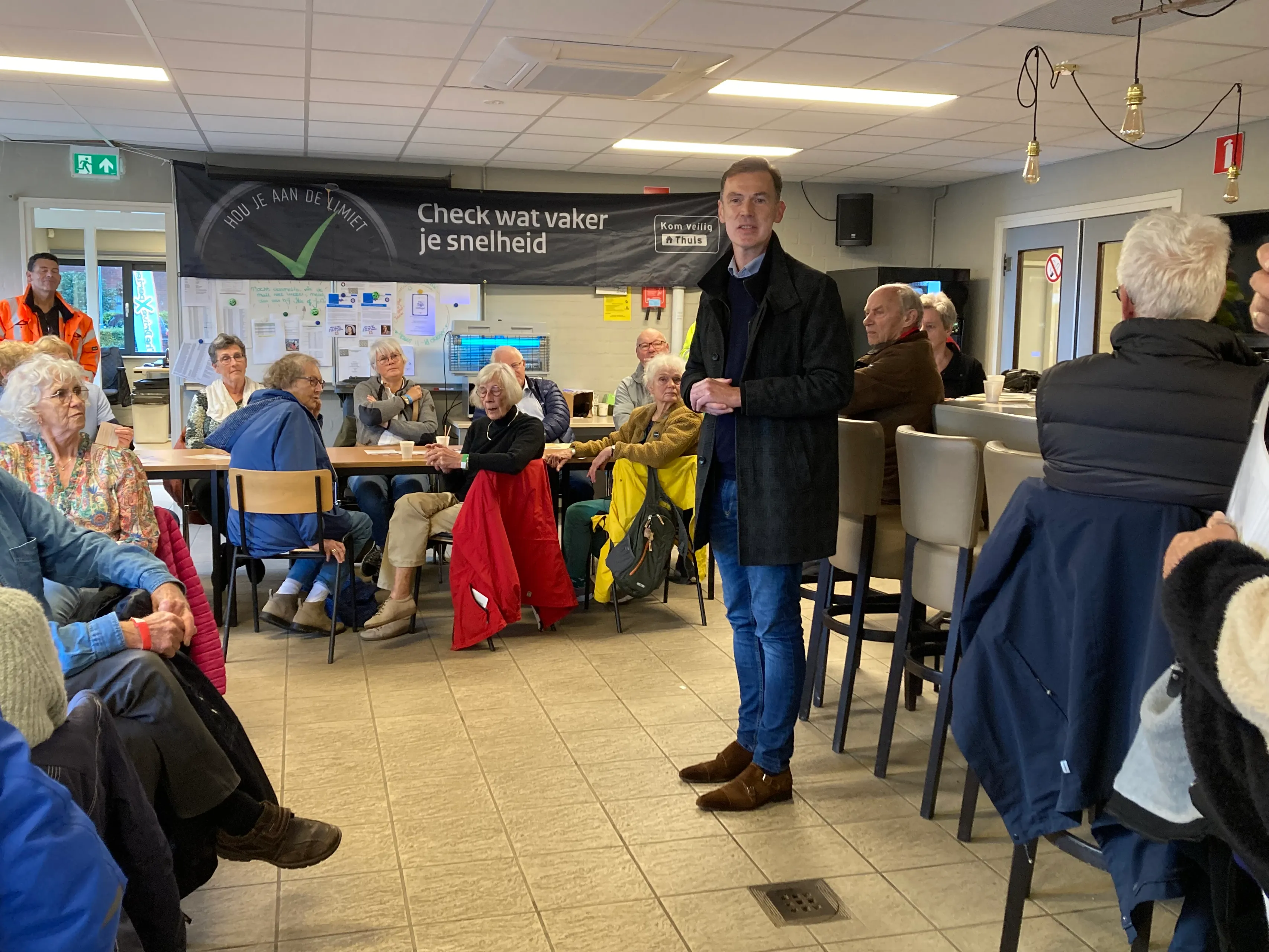 opening door wijnte hol