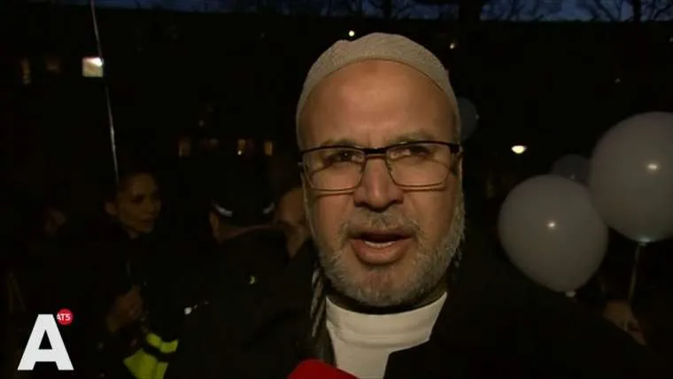 aangrijpend vader mohammed tijdens stille tocht 8216 onze kinderen moeten veilig zijn 8230 8221