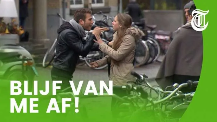 video experiment scheldpartij op terras loopt volledig uit de hand yrqry5zwoq8