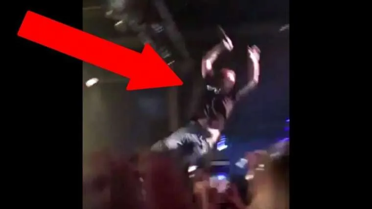 video post malone probeert te stagediven maar duikt rechtstreeks op de grond