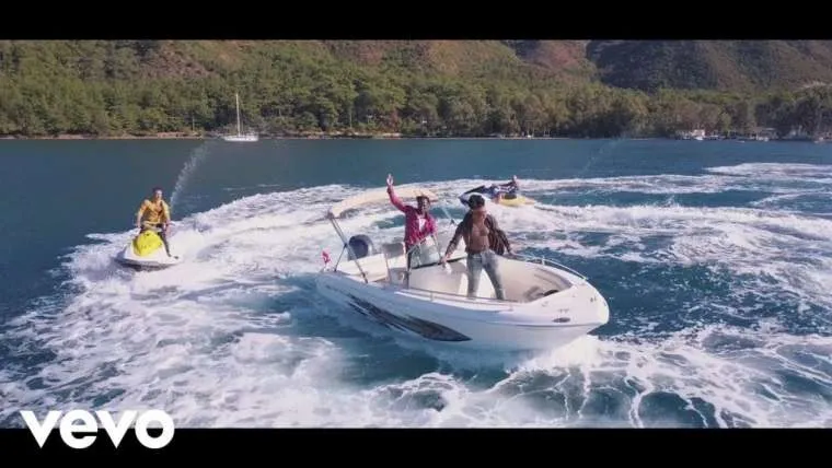 videoclip childsplay jonna fraser eves laurent 8211 vibe