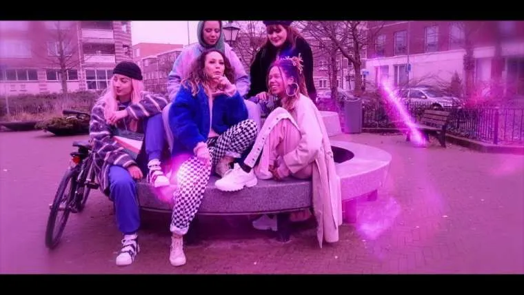 videoclip fflean 8211 lelli kelly