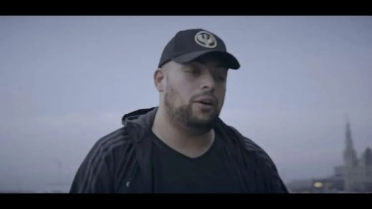 videoclip qucee 8211 rennen voor later