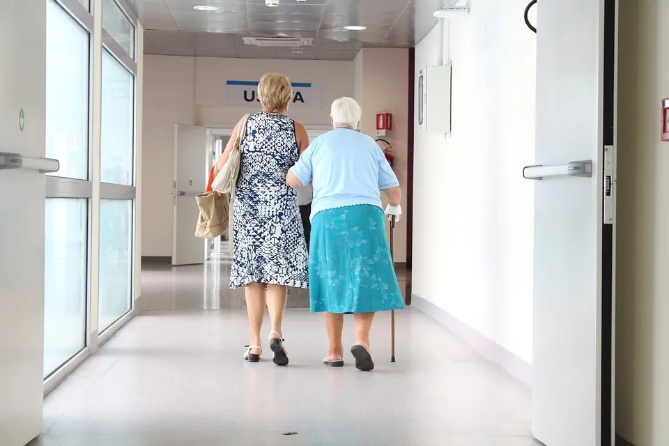 ouderen gang ziekenhuis zorg