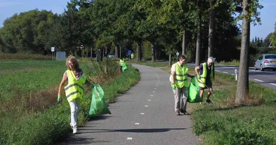 zwerfafval peel en maas