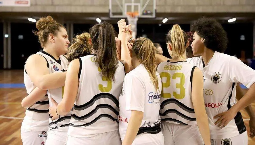 7676e9cc697d859bdd4edb1c8c05e68b 90922 oooz0000