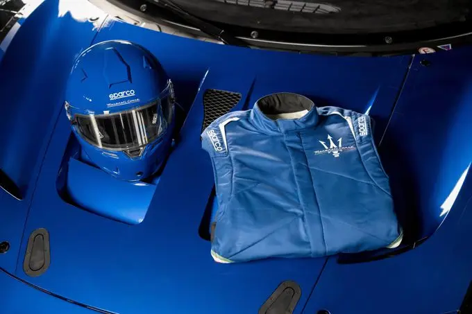 00 maserati corse e sparco replica racing kit