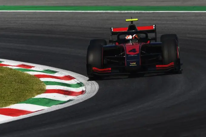 001 callum ilott uni virtuosi c formula motorsport limited1