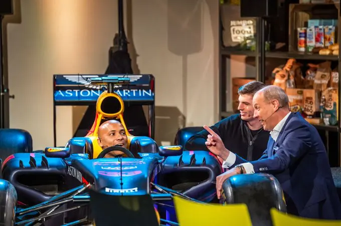 01 het grote interview met max verstappen en frits van eerd
