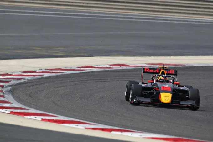 01 isack hadjar hitech grand prix c formula motorsport limited32