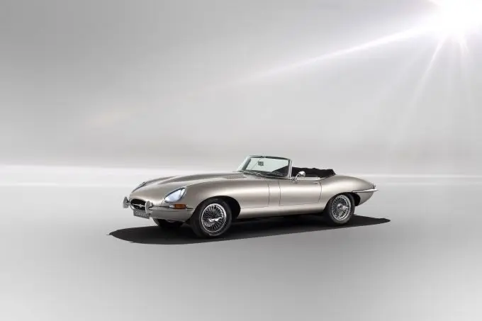 01 jaguar classic e type zero production
