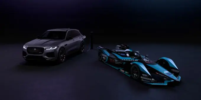 01 jaguar tcs racing verhoogt efficiency van jaguars hybrid modellen