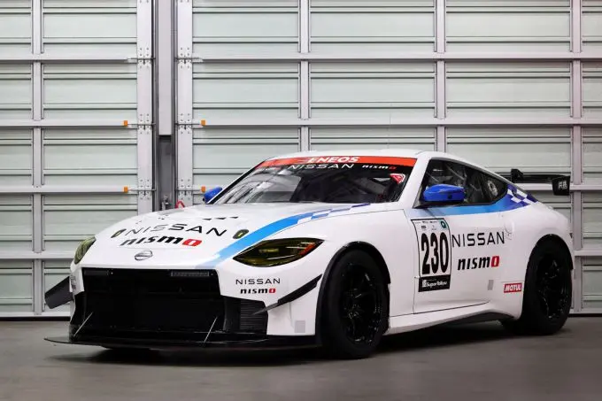 01 nissan neemt deel aan 24 uursrace van fuji met nissan z racing concept