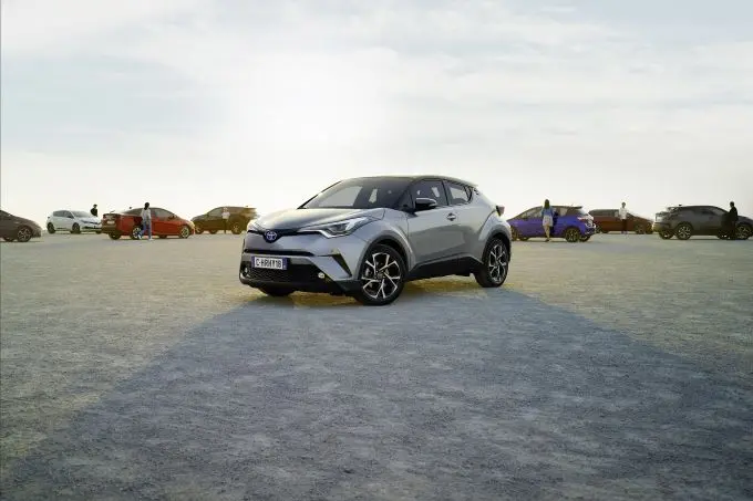 01 toyota levert 2 miljoenste hybride in europa