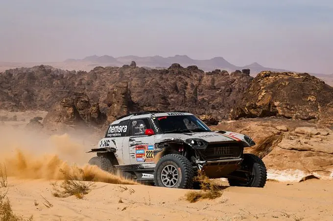 01 x raid guillaume de myvius 222 mini jcw rally 30i