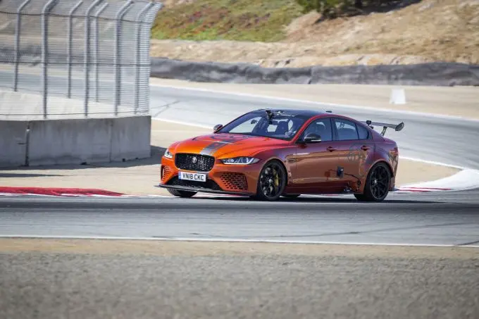 01 xe sv p8 at laguna seca