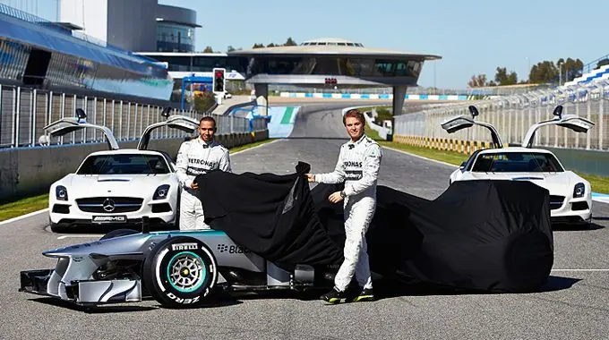 02 f1 mercedes amg petronas w04